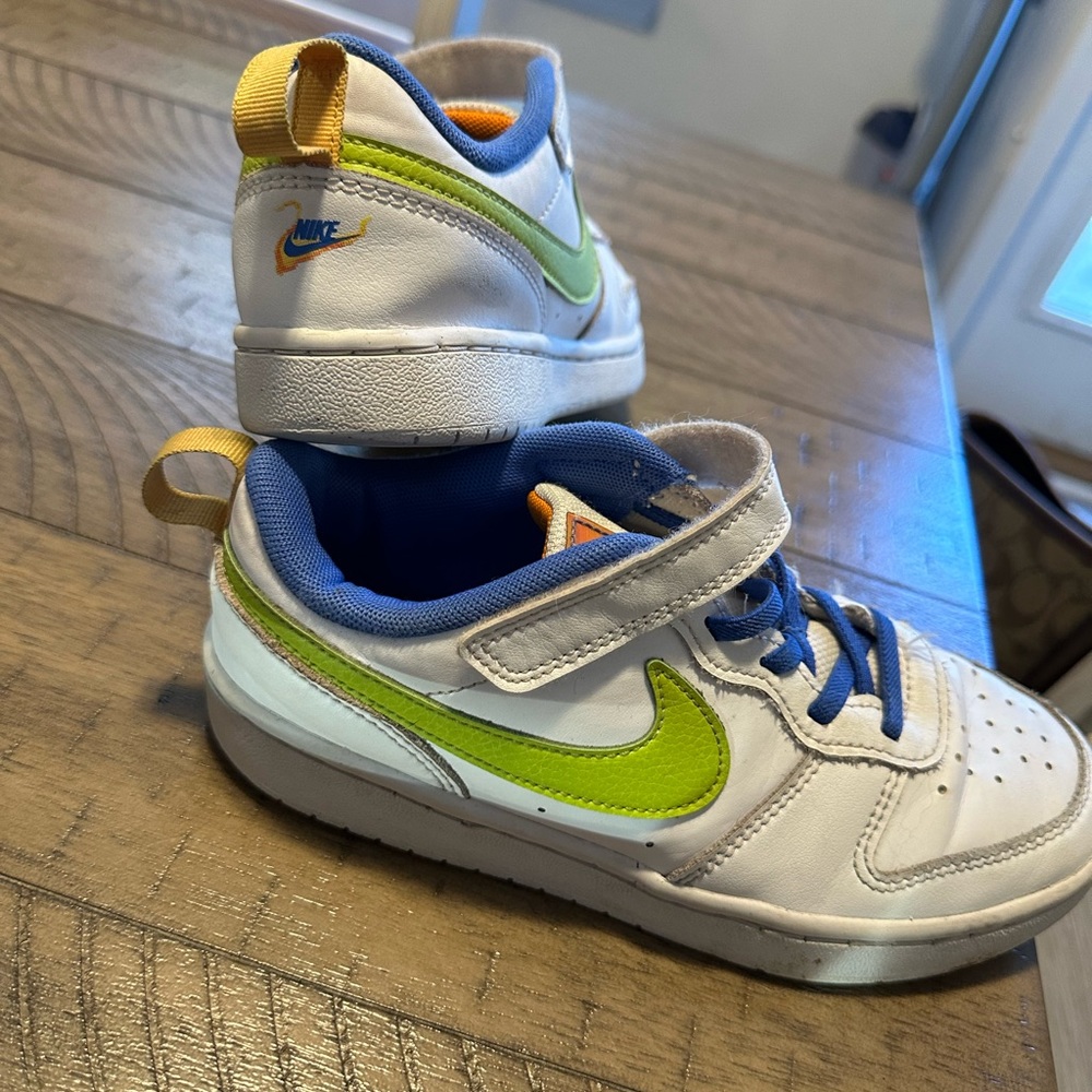 Nike Court Borough Low 2 Se